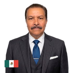Dr. Bernardino Alcaraz López — Coordinador